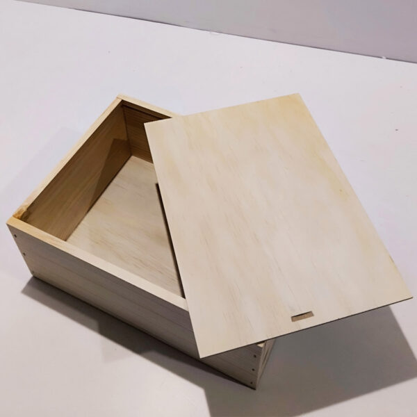 Caja de madera tapa