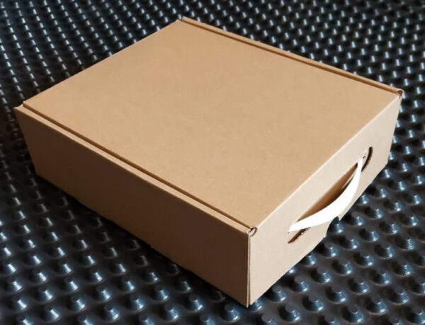 Caja de cartón 10 automontable 28.4 x 22.7 x 8.6 Cms con ASA