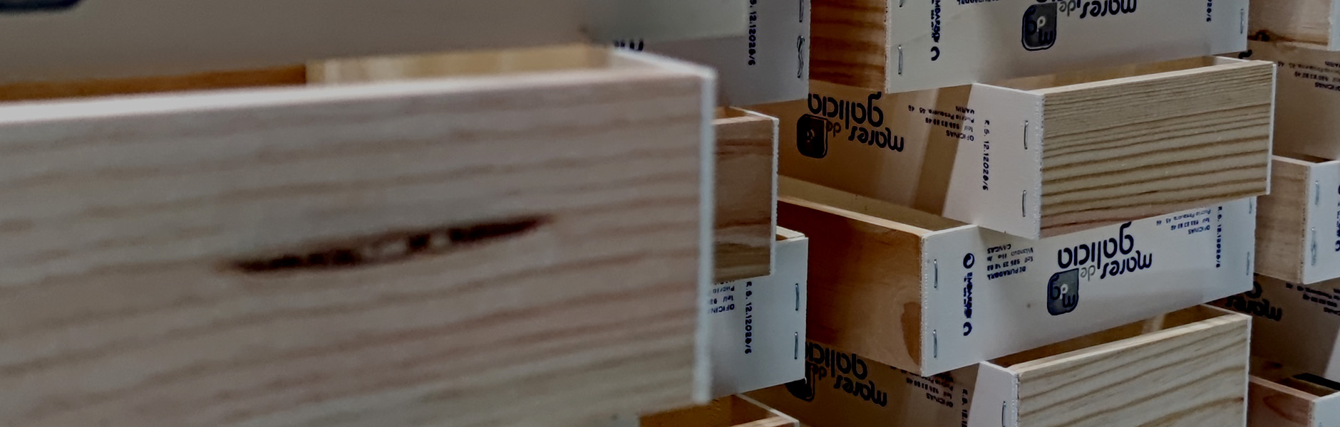 cajas de madera en fabricación